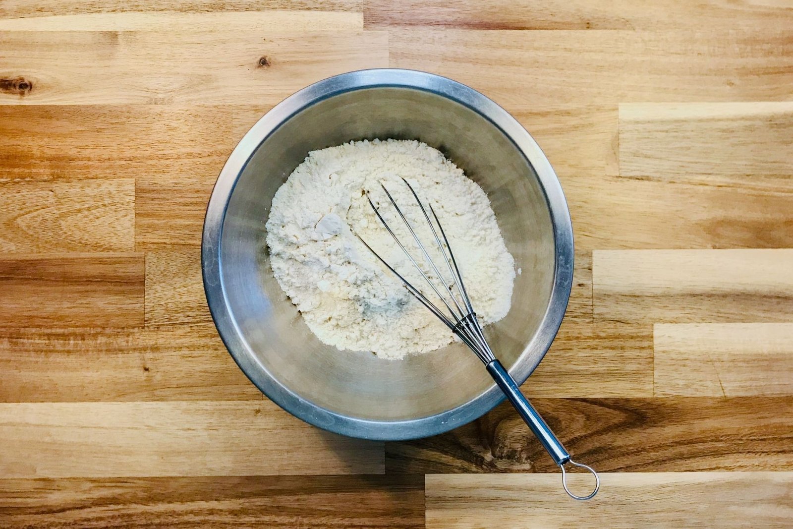 Gluten-free flour mix for baking and cooking