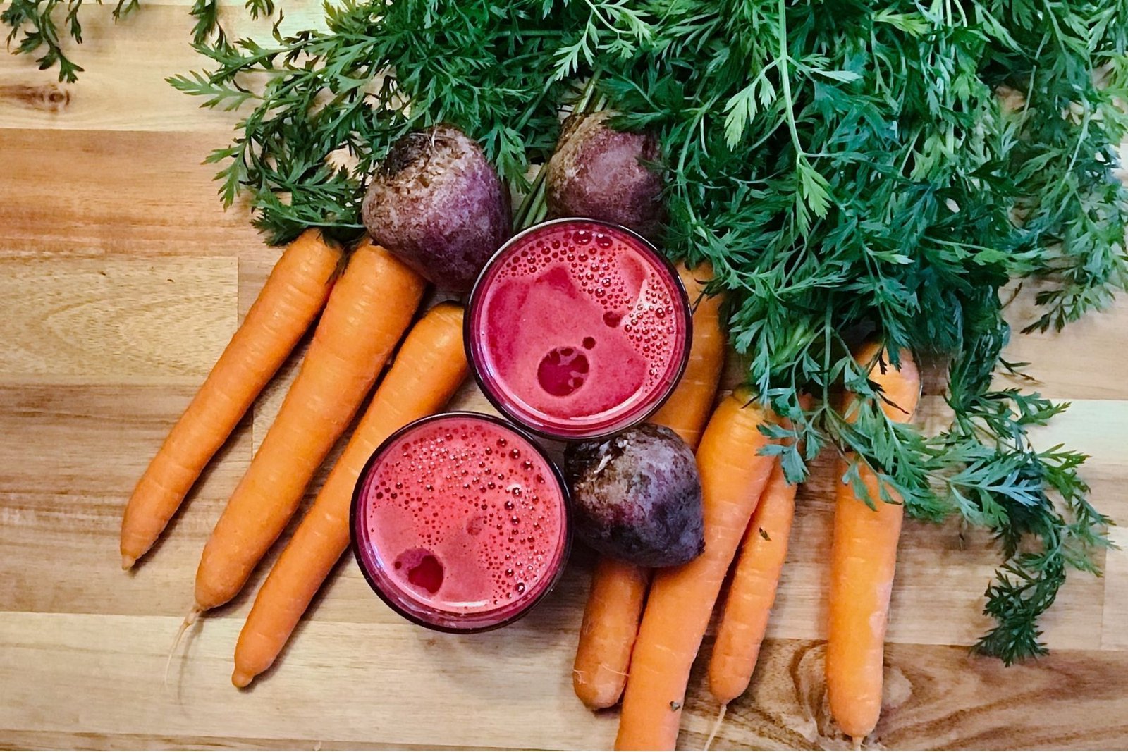 Carrot beet juice, vitamin-rich and good for the skin