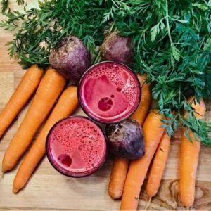 Carrot beet juice, vitamin-rich and good for the skin