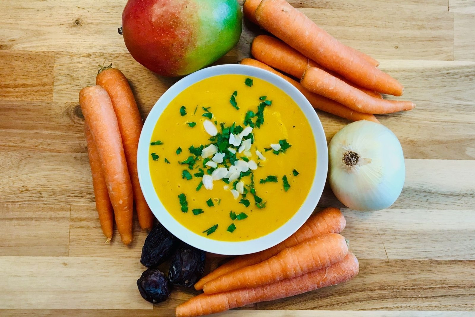 Karotten-Rote-Bete-Saft, vitaminreich und gut für die Haut